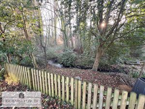 Front Garden/Views- click for photo gallery